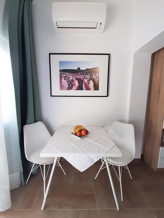 Apartment Nina Ровінь Екстер'єр фото